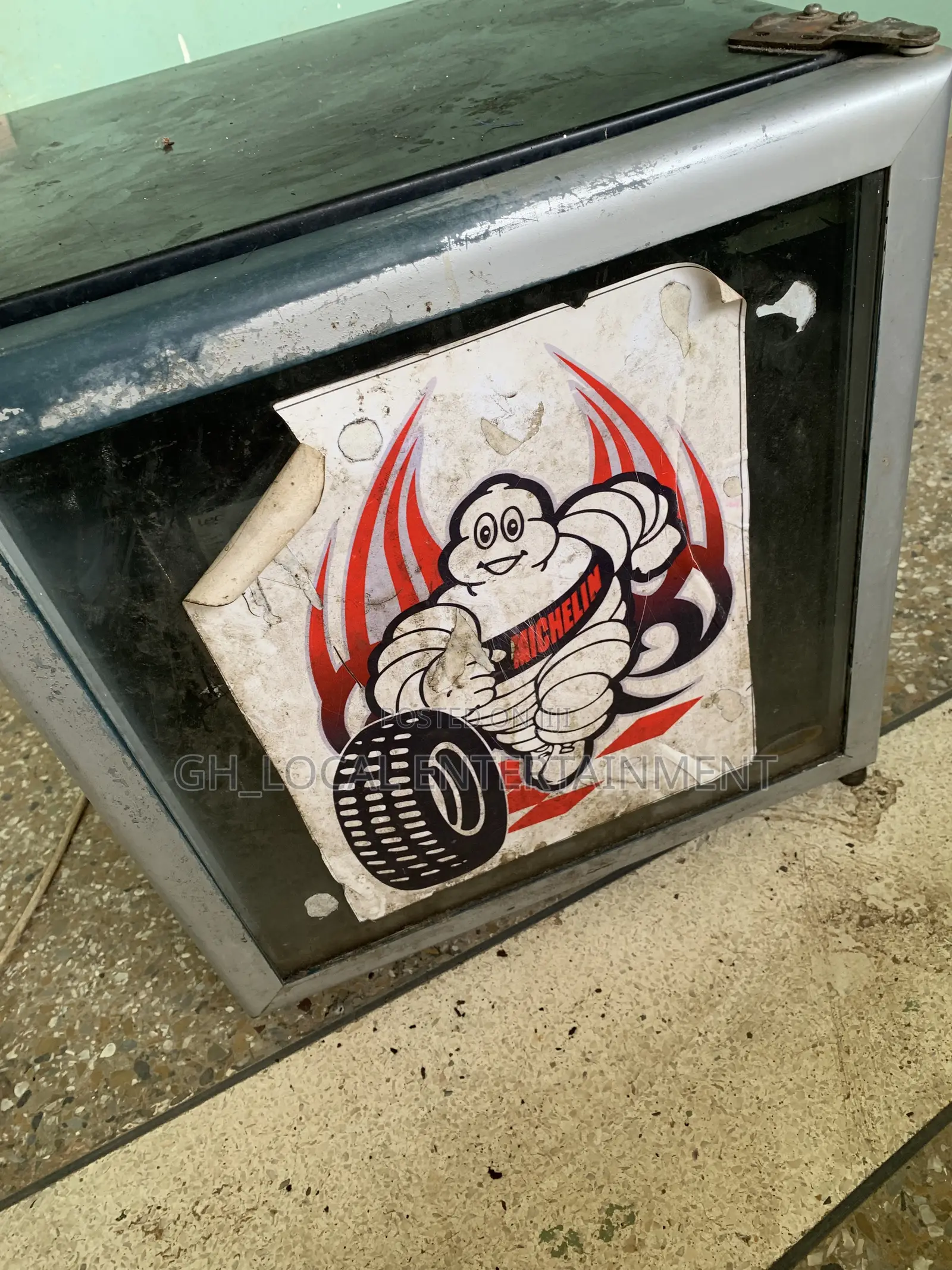 Used Single Door Mini Fridge