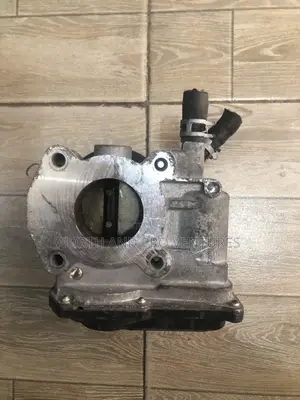 Toyota Vitz 3 Plugs Throttle Body