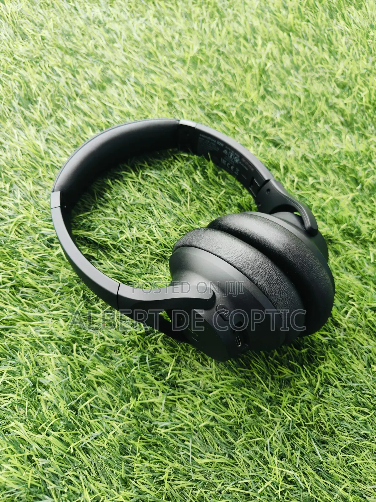 Soundcore Q20i Hybrid Noise Cancelling