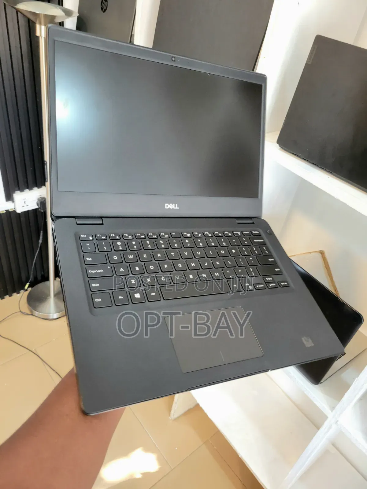 Laptop Dell Latitude 3500 16GB Intel Core i7 HDD+SSD 512GB