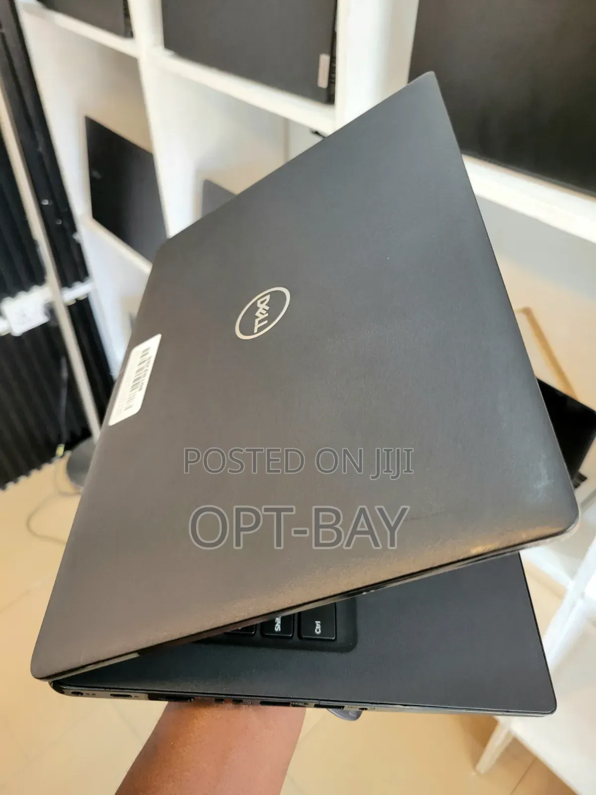 Laptop Dell Latitude 3500 16GB Intel Core i7 HDD+SSD 512GB