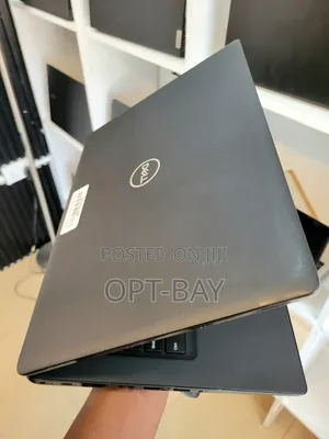 Laptop Dell Latitude 3500 16GB Intel Core i7 HDD+SSD 512GB