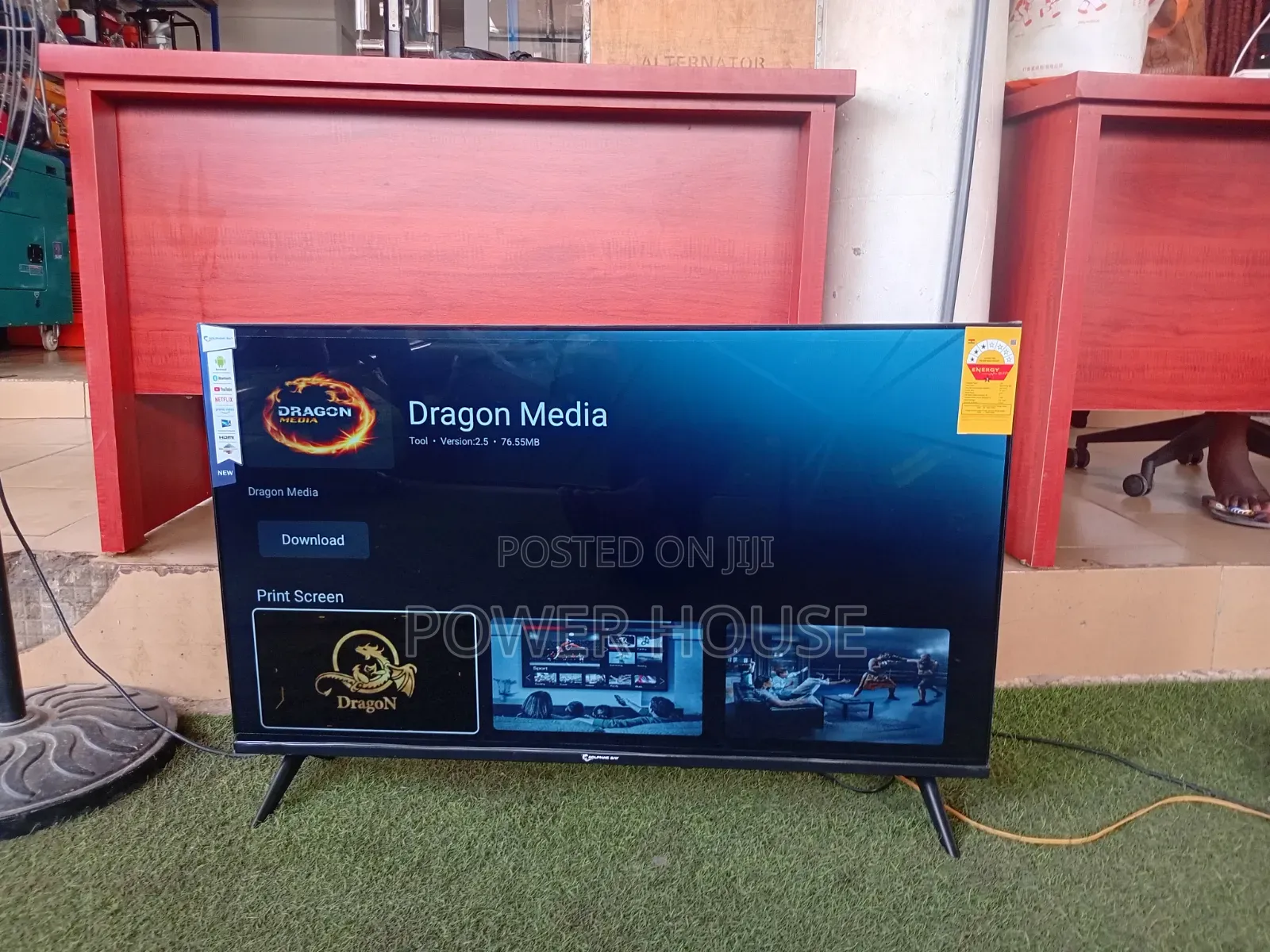 Smart LED TV With Beautiful Screen Display, Netflix YouTube