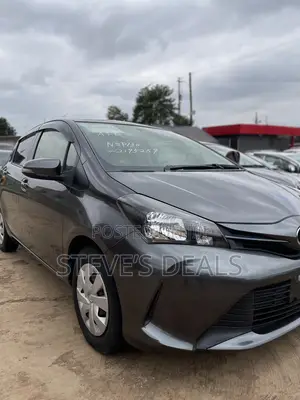 Toyota Vitz 1.3 FWD 5dr 2016 Gray