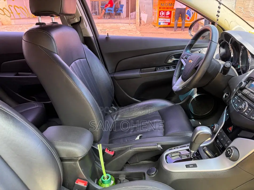 Chevrolet Cruze LT 2019 Black