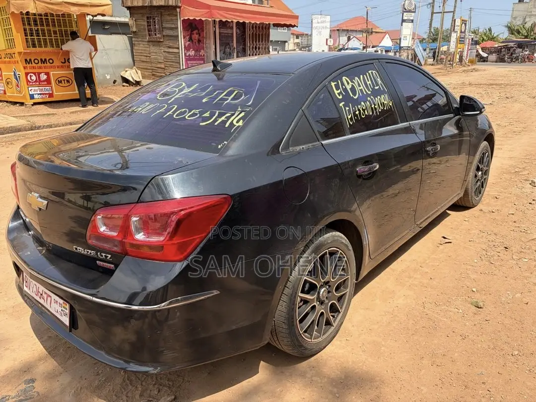 Chevrolet Cruze LT 2019 Black