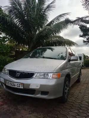 Honda Odyssey 2010 Silver