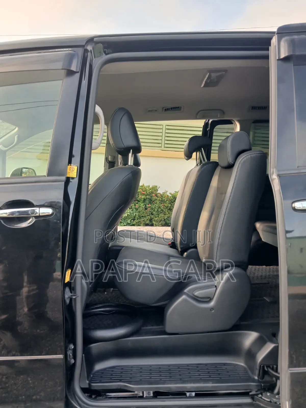 Toyota Voxy 2013 Black