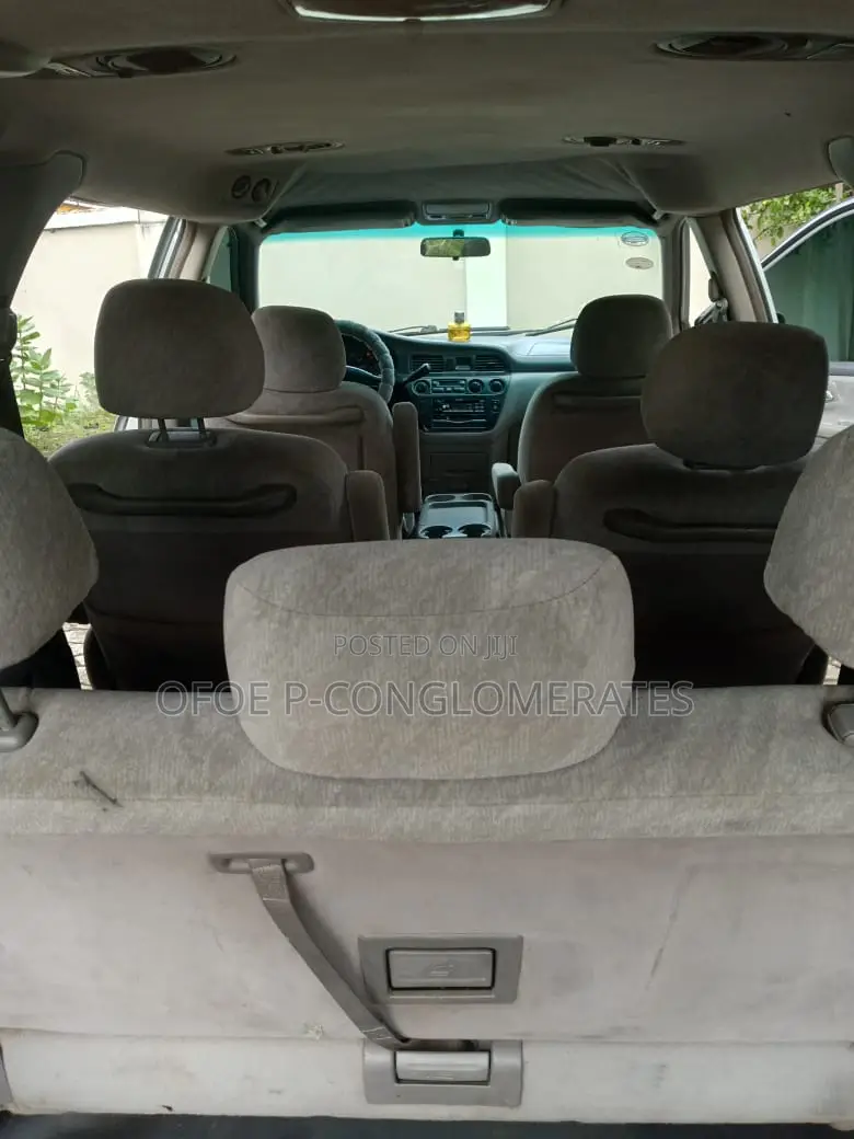 Honda Odyssey 2010 Silver