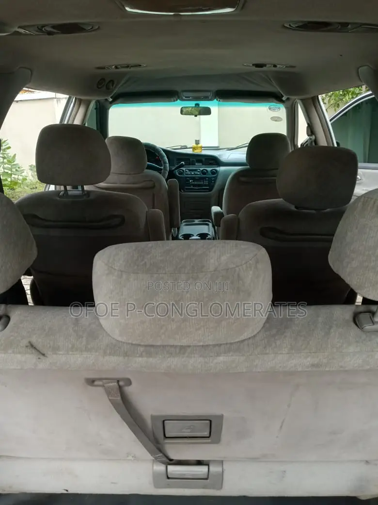 Honda Odyssey 2010 Silver