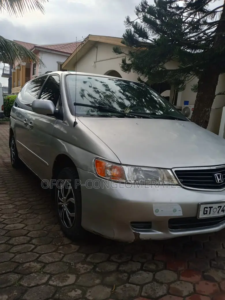 Honda Odyssey 2010 Silver