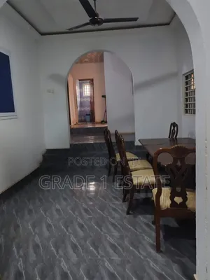 4bdrm House in Grade  1 Estate, Kumasi Metropolitan for rent