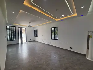 3bdrm House in Lakeside for sale