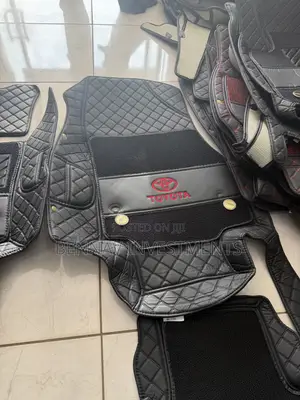 5D Premium Leather Floor Mat/Carpet for Toyota Highlander 2020 to 2024