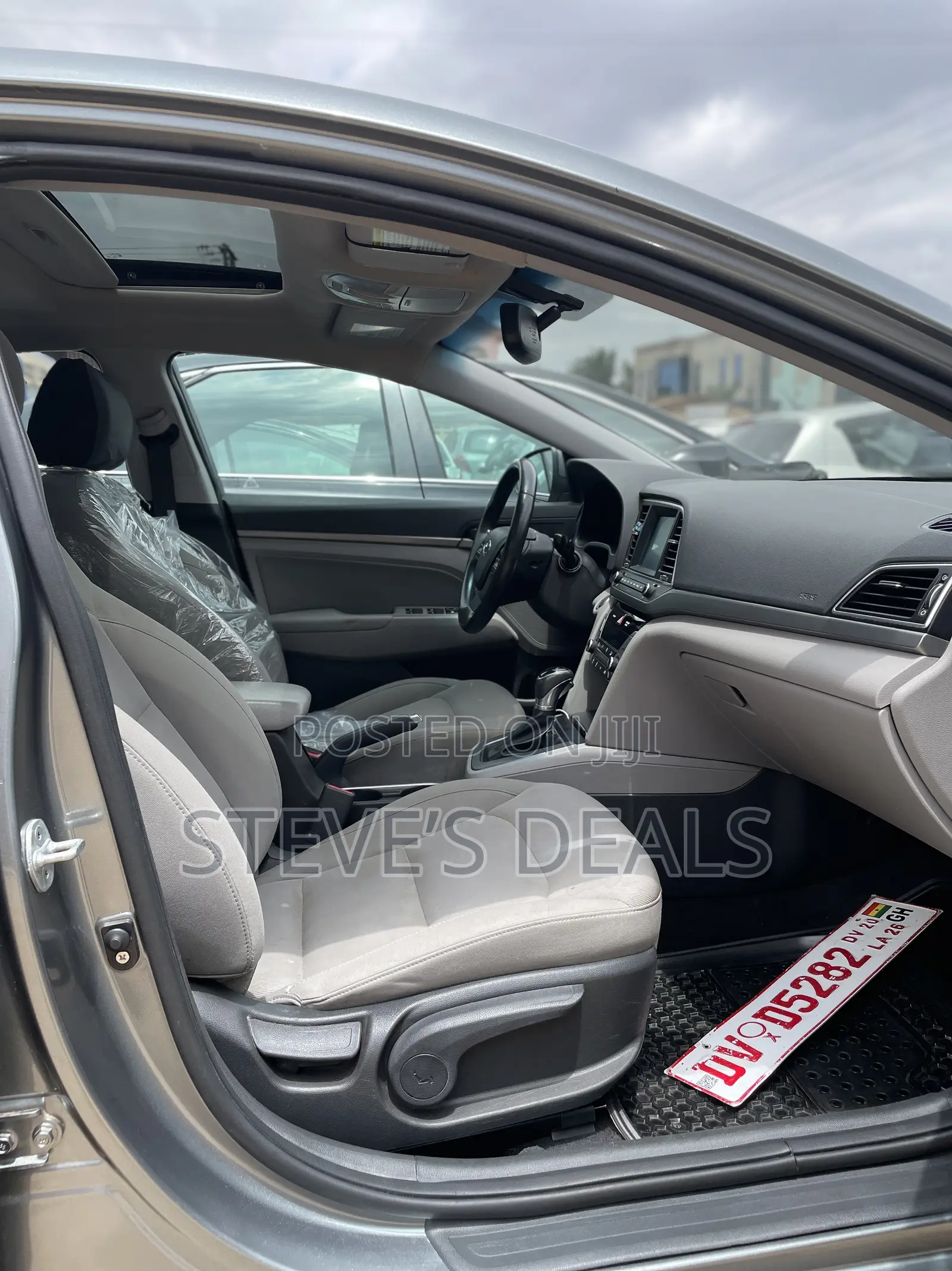 Hyundai Elantra Value Edition 2018 Gray