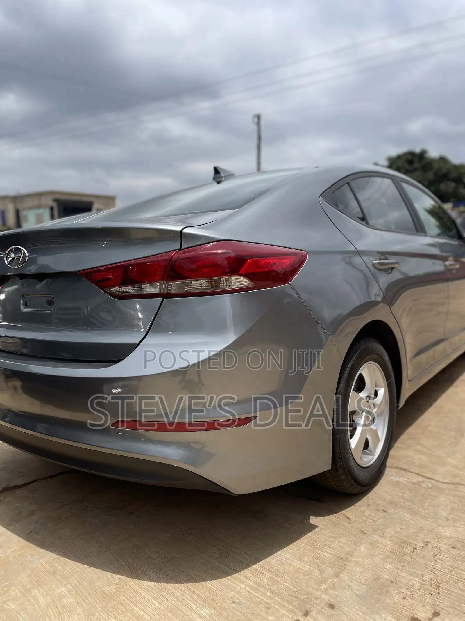 Hyundai Elantra Value Edition 2018 Gray