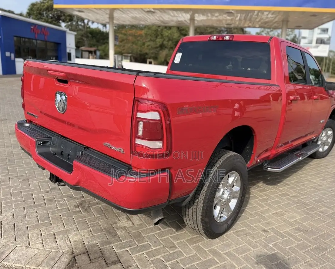 RAM 2500 Big Horn Crew Cab 4WD LB 2024 Red