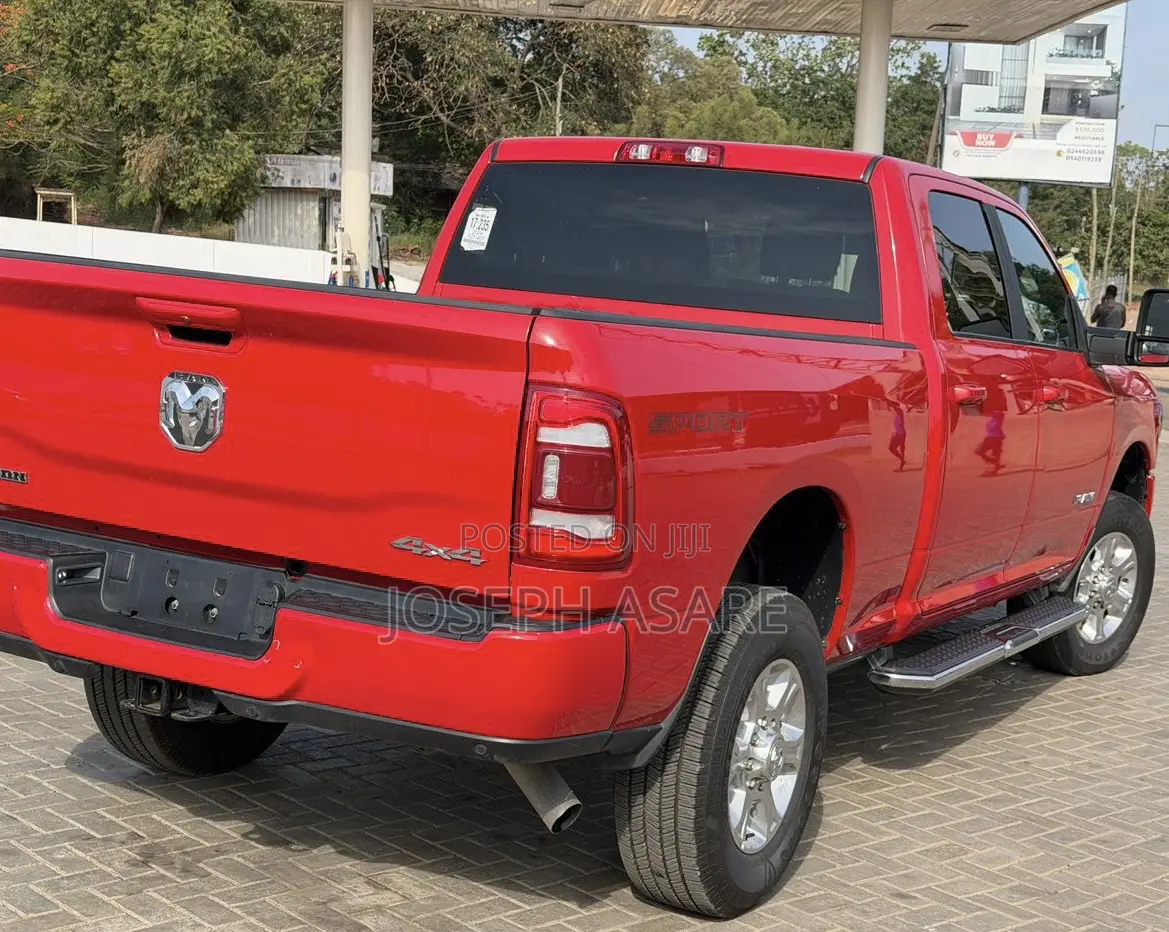 RAM 2500 Big Horn Crew Cab 4WD LB 2024 Red