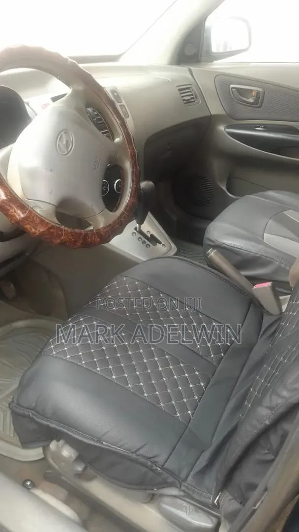 Hyundai Tucson 2010 Green