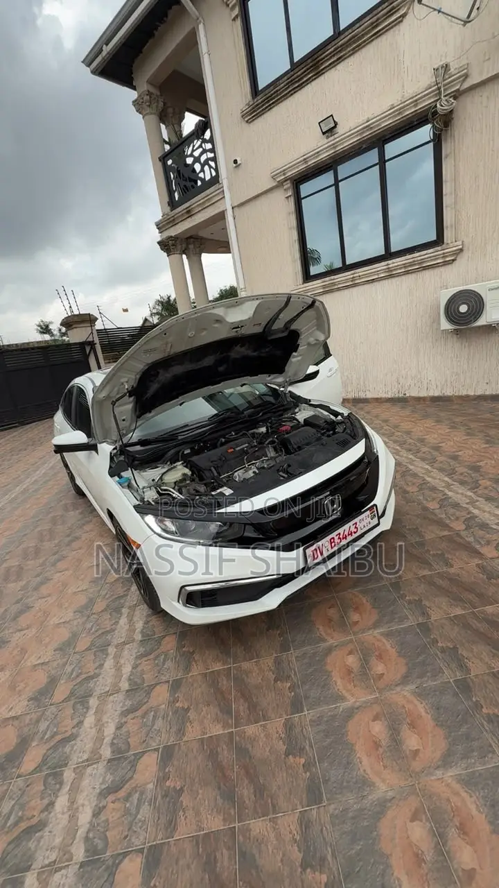 Honda Civic EX Sedan 2019 White