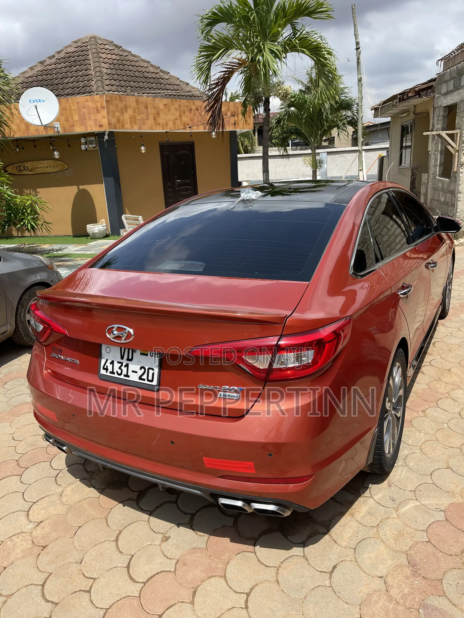 Hyundai Sonata Sport 2.0T Sedan FWD (2.0L 4cyl 6A) 2017 Orange