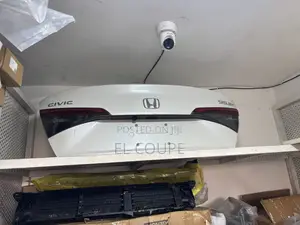 Honda Civic 2022-2023-2024-2025 Boot / Tailgate