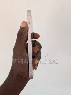 Apple iPhone 13 128 GB Pink