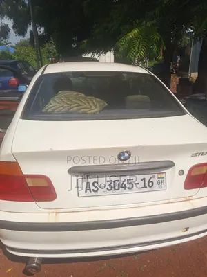 BMW 318i 2016 White