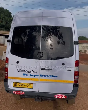 Mercedes-Benz 1113 2010 White
