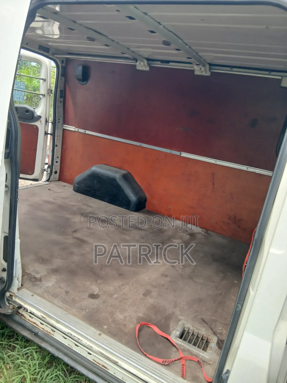 Ford Transit 2005 White