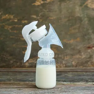 Manual Wearable Breast Pump