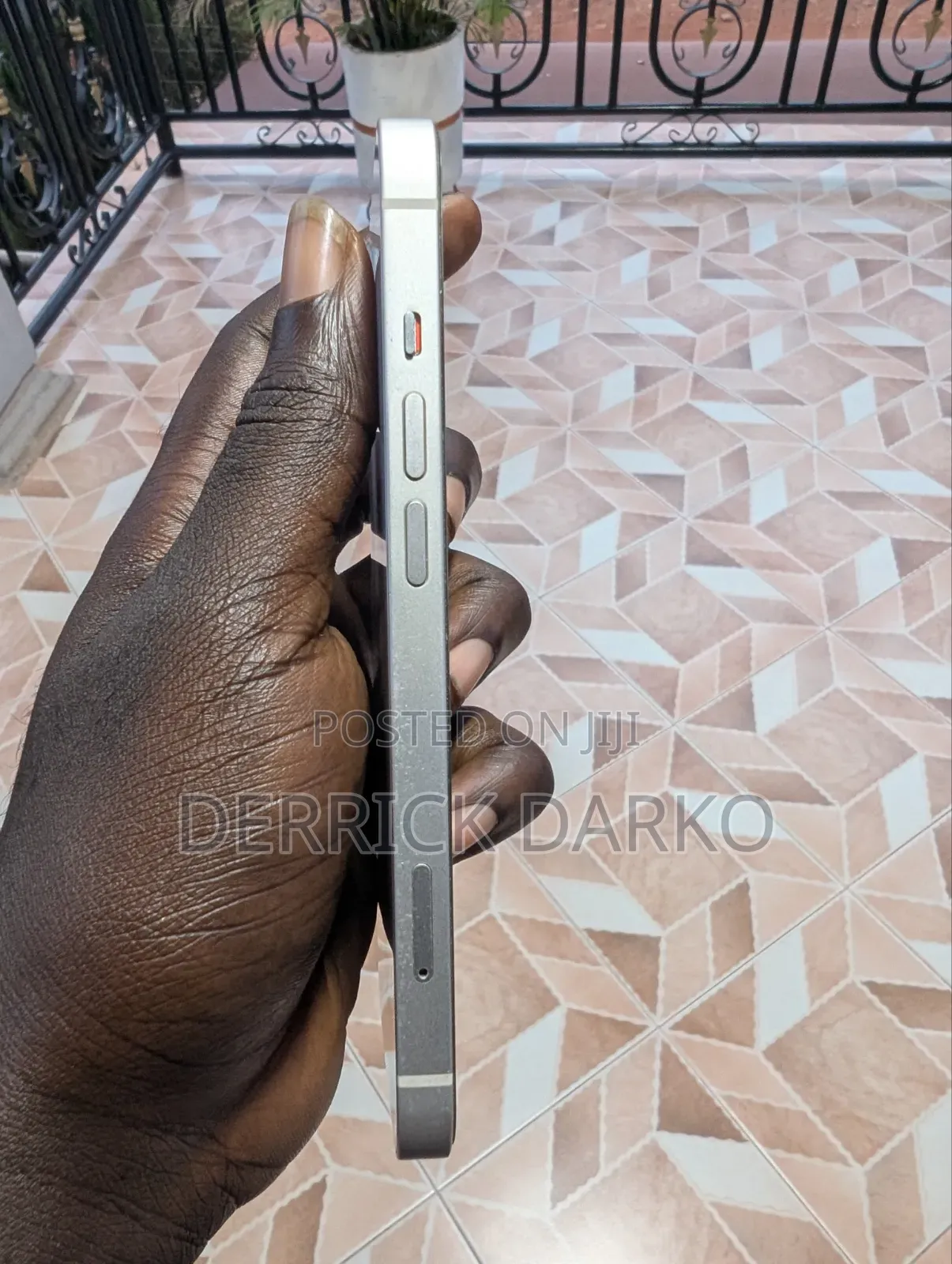 Apple iPhone 13 128 GB White