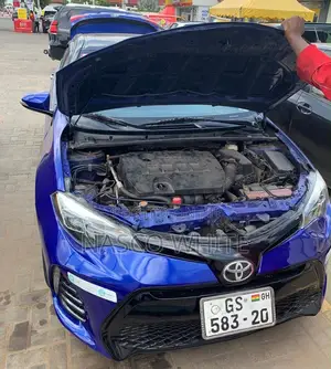 Toyota Corolla SE 4dr Sedan (1.8L 4cyl CVT) 2017 Blue