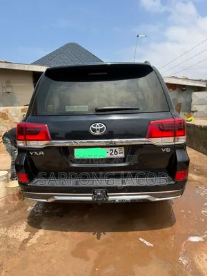 Toyota Land Cruiser 2017 Black