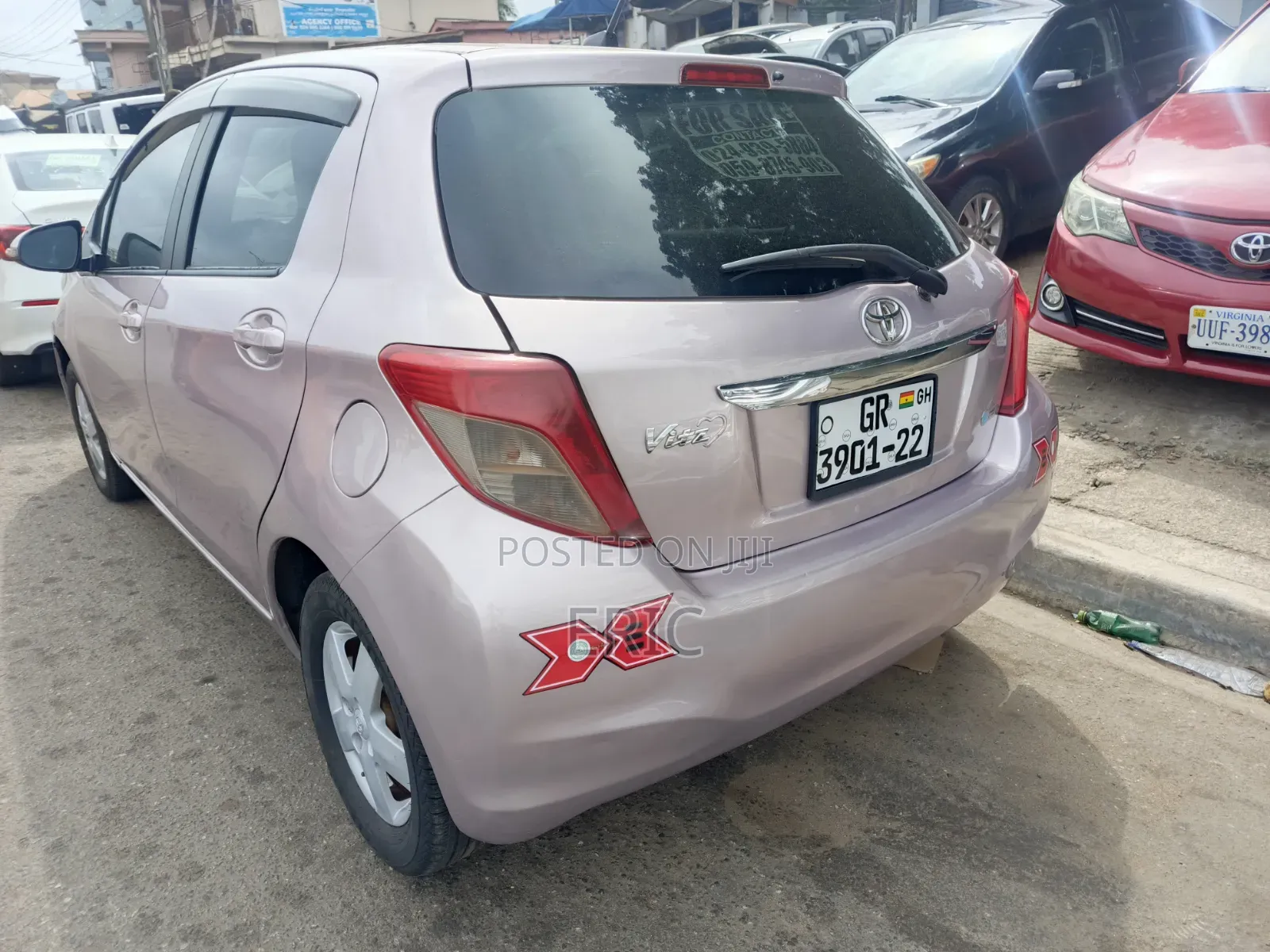 Toyota Vitz 2012 White