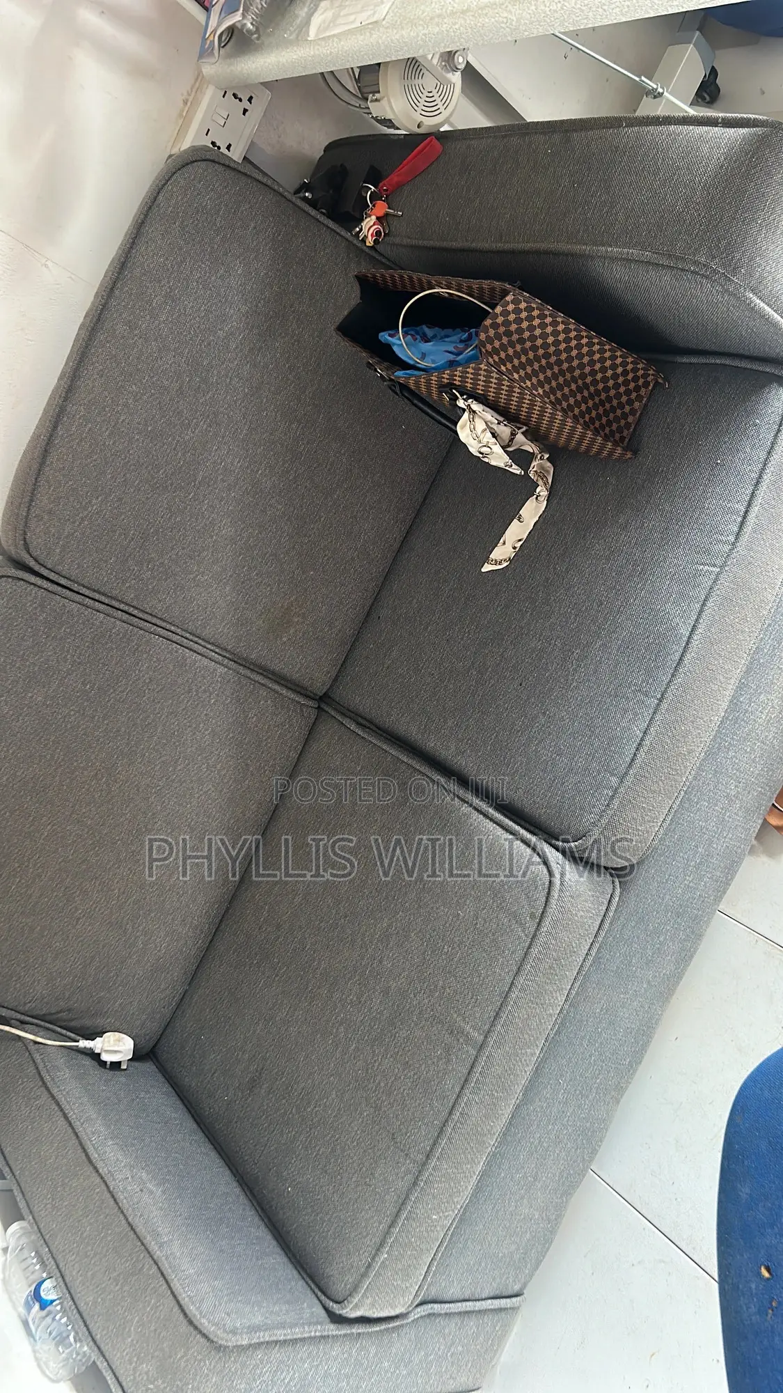 Quality Sofa Set Made for Good Wood and Fabric Available for Sale .