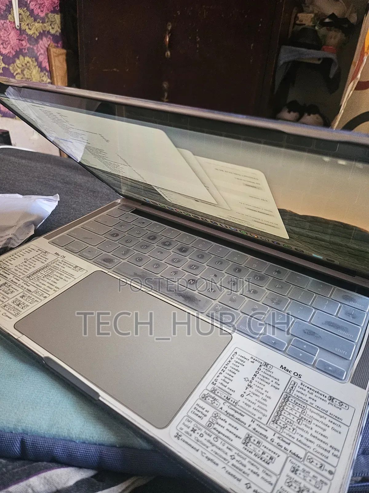 Laptop Apple MacBook Pro 2020 16GB Intel Core i7 SSD 512GB