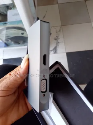 Type-C 8-in-1 Hub | HDMI + VGA + LAN + USB 3.0 + SD