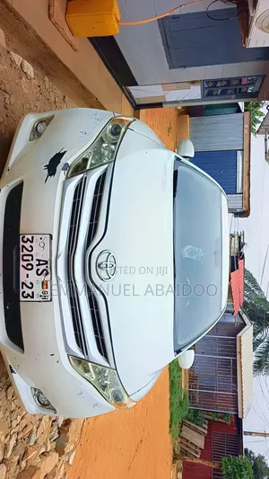 Toyota Venza AWD 2012 White