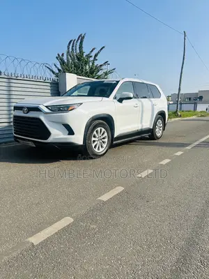 Toyota Highlander 2024 White