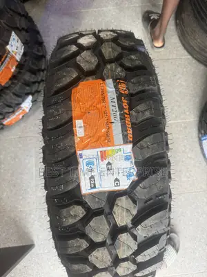 Lt265/70 R17 Mt200 10pr Super Rough Tyres