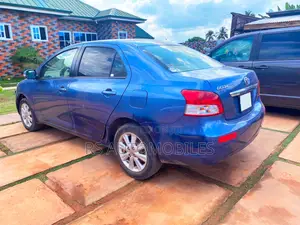 Toyota Belta 2012 Blue