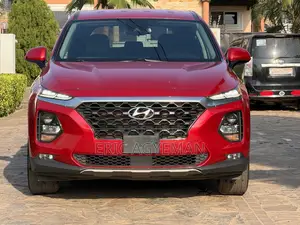 Hyundai Santa Fe 2018 Red