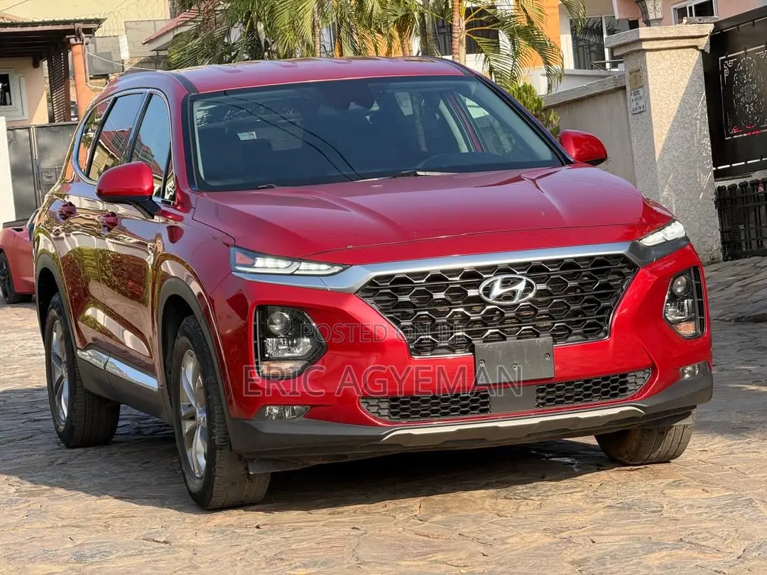 Hyundai Santa Fe 2018 Red
