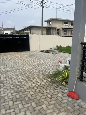 2bdrm House in East Airport for rent