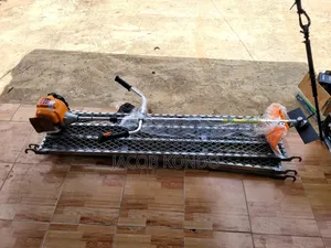2-Stroke Gasoline Grass Trimmer/ Brush Cutter