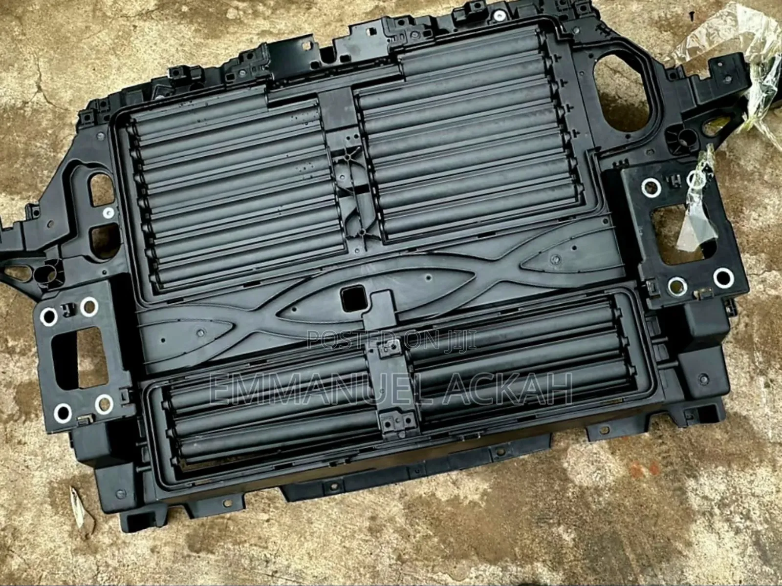 Ford Explorer (2020-2024) Radiator Support