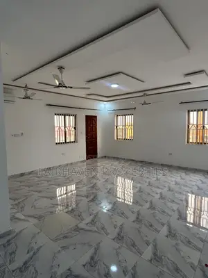 3bdrm Apartment in East Airport, Burma Camp for rent