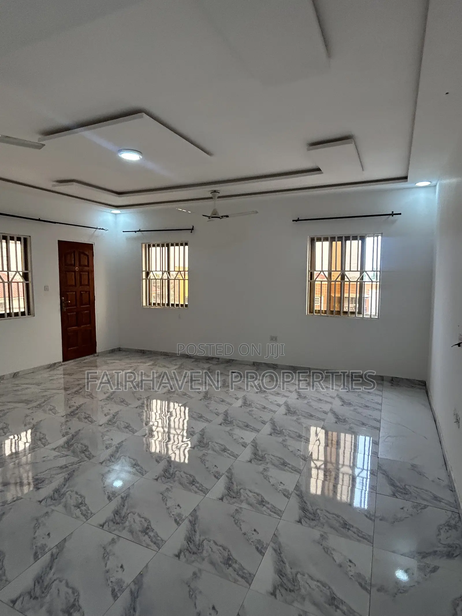 3bdrm Apartment in East Airport, Burma Camp for rent