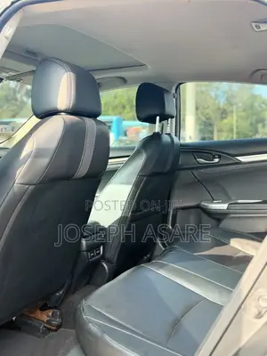 Honda Civic Touring Coupe 2019 Black